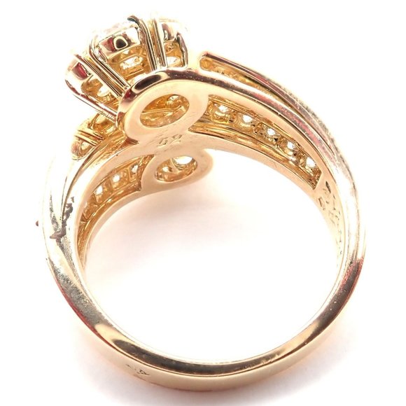 Authentic! Van Cleef & Arpels Snowflake 18k Yellow Gold Diamond Two Flower Ring - Picture 4 of 9